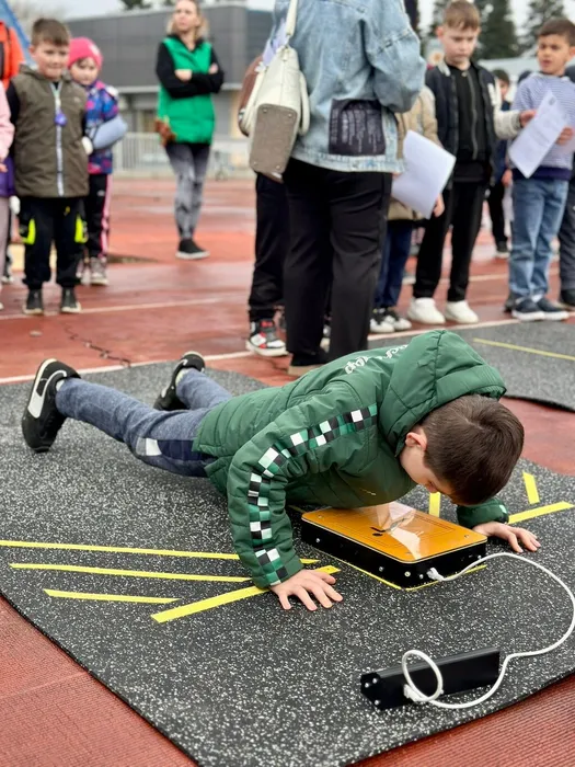 HjIJN31Gc-V1CNgDHzxq_lrZNvIGErbYdmI-1fzwAvvSil-NiYyCvGUUoYJ0Y7zIqx7_oAMa89USNOwmqzRvWhEz